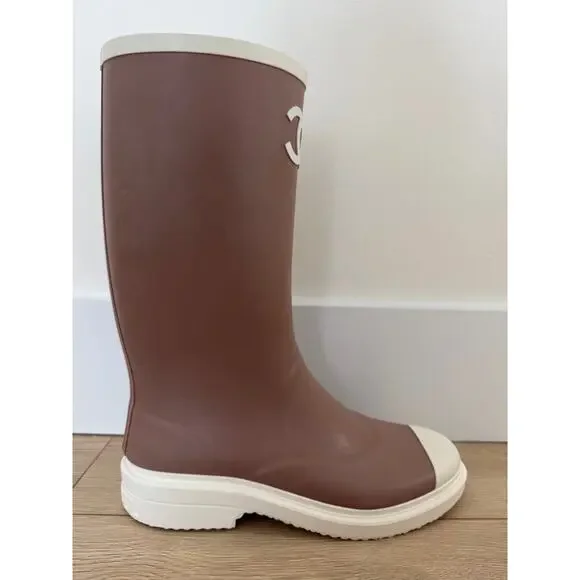 Chanel 26C Beige White Caoutchouc CC Logo High Pull On Rubber Rain Boots 36 - Picture 5 of 16